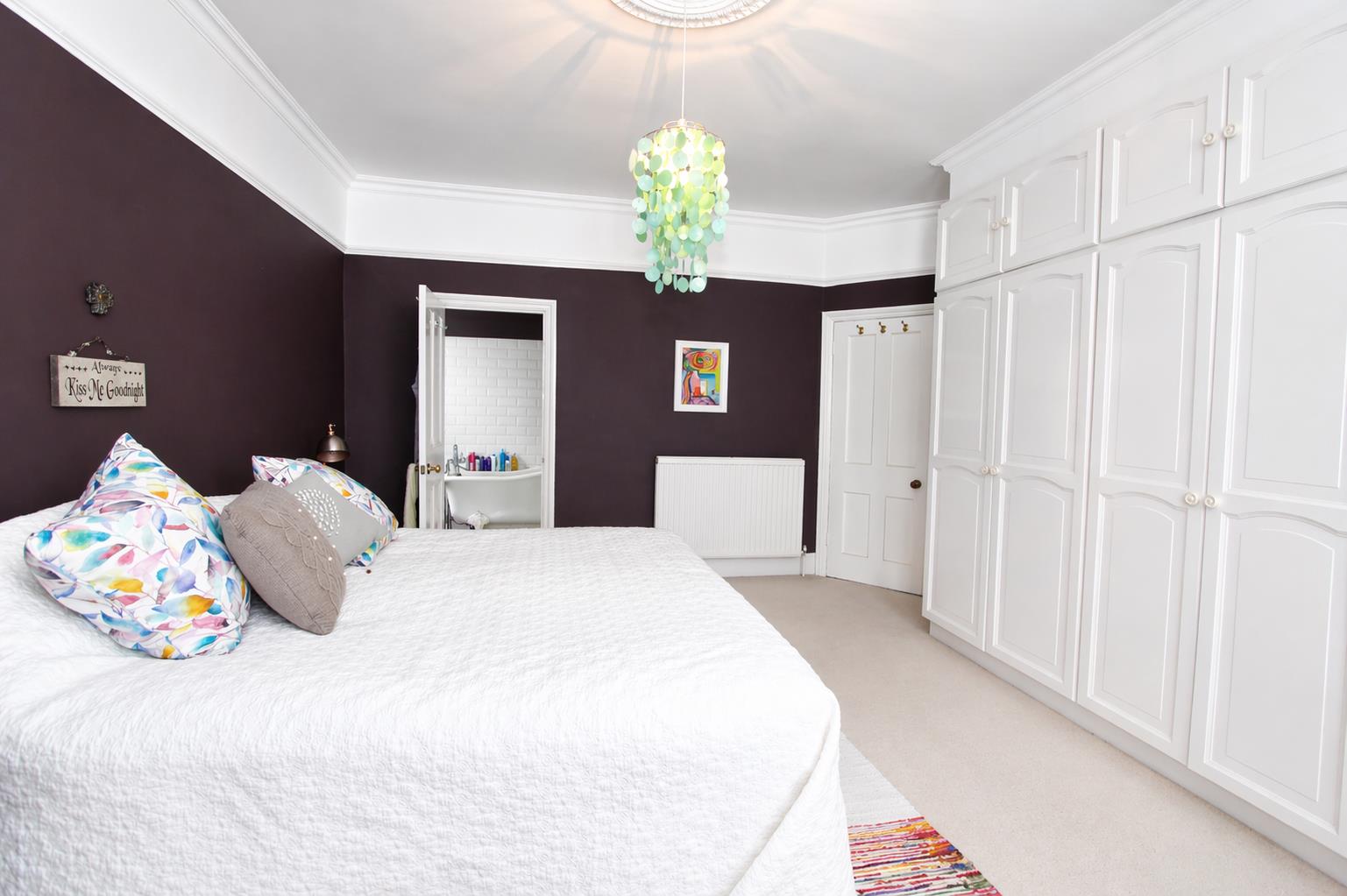Onslow Gardens, Wallington